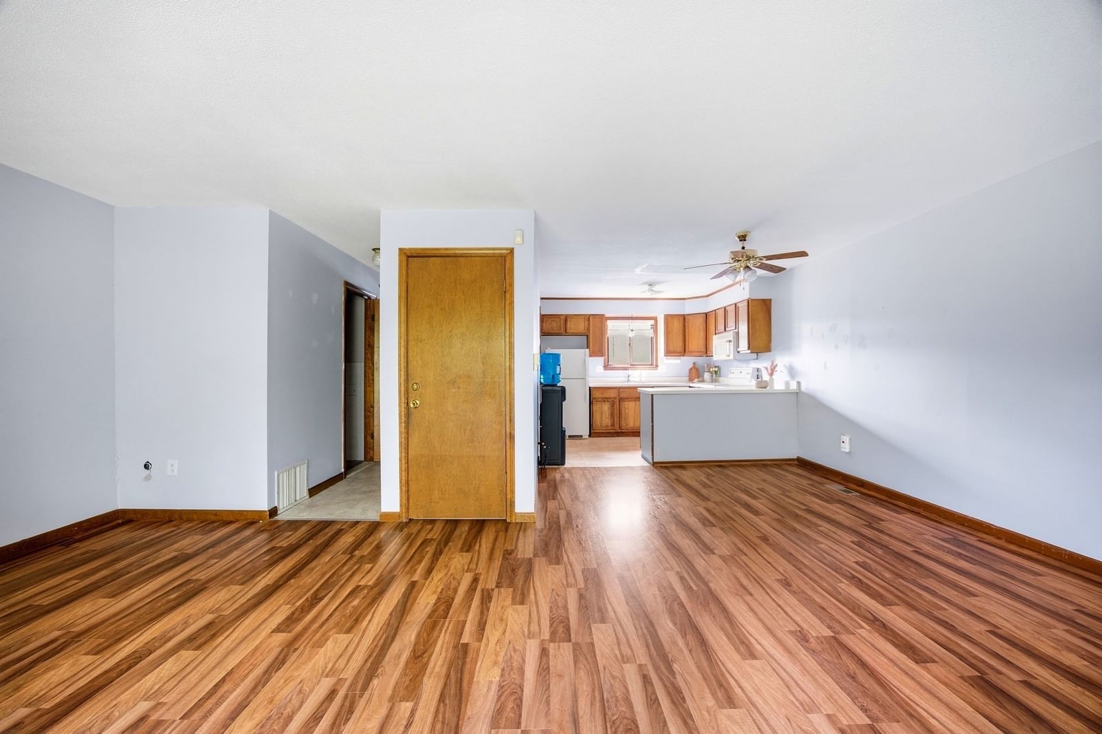 220 Beekman Dr #220 Agawam — Photo 9 of 29