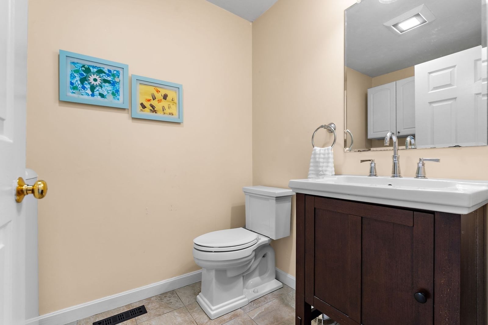 10 Trevor Ln Worcester — Photo 14 of 36