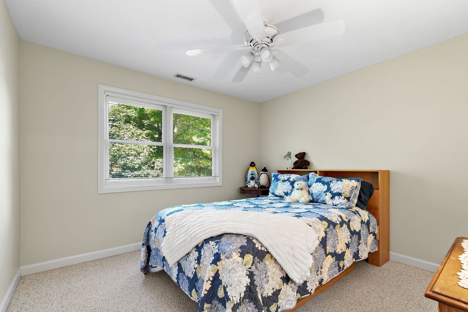 10 Trevor Ln Worcester — Photo 16 of 36
