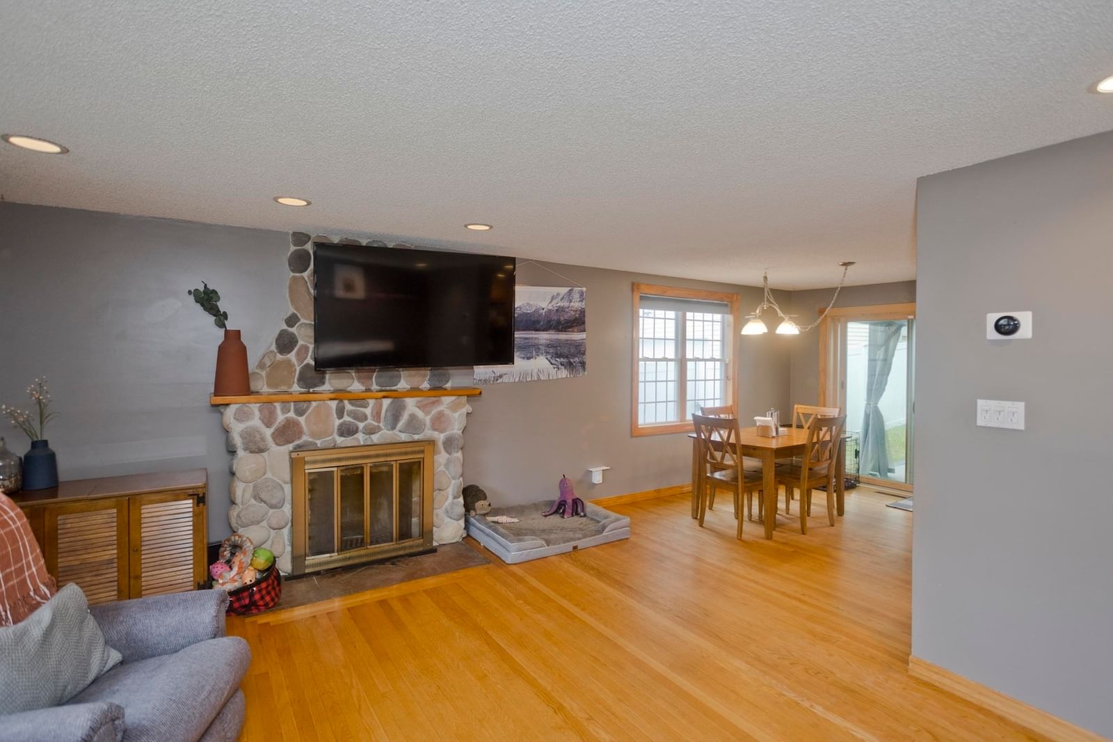 122 Hartford Ter Springfield — Photo 5 of 29