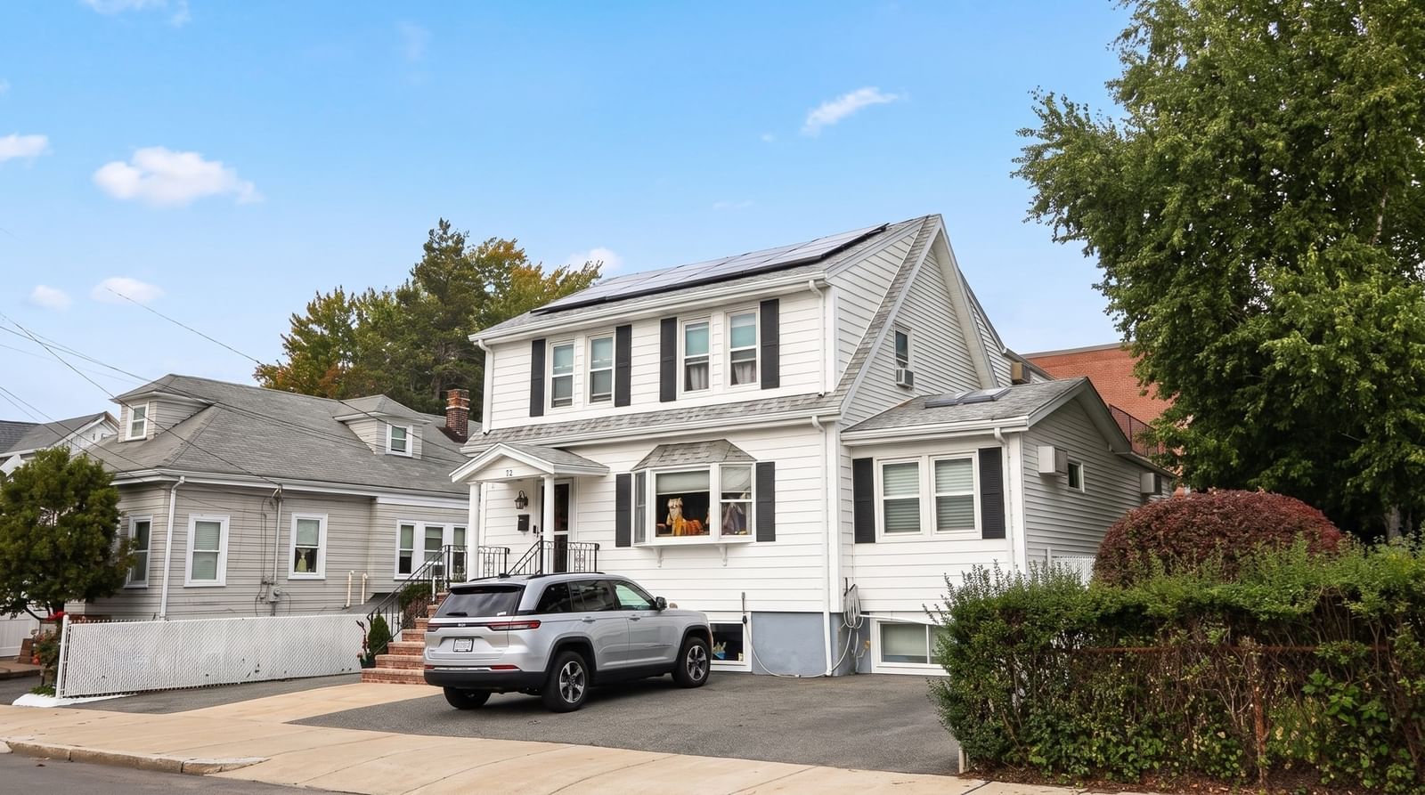64 Sprague St Revere — Photo 2 of 27