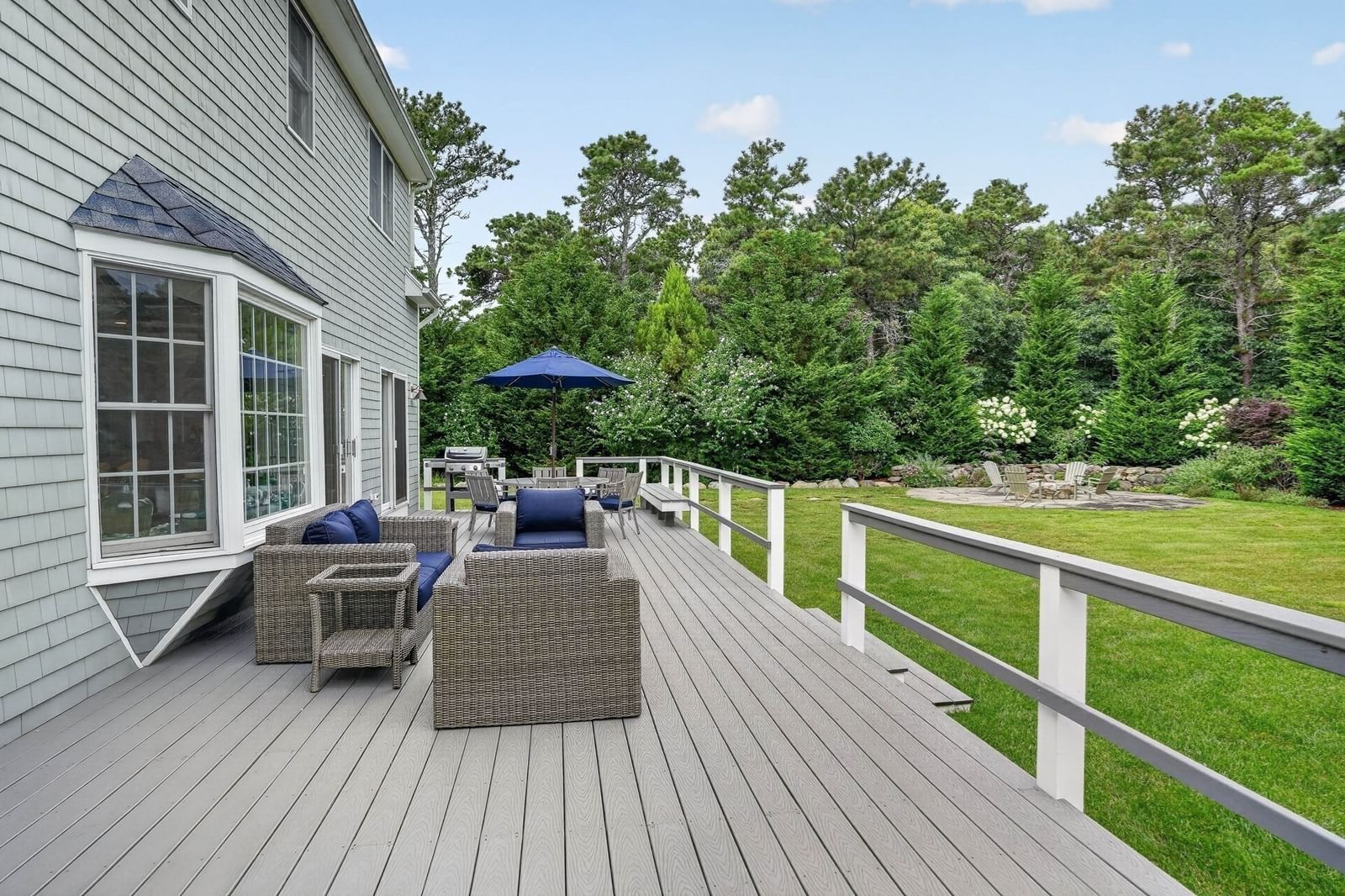 16 Old Dunhams Corner Way Edgartown — Photo 33 of 42