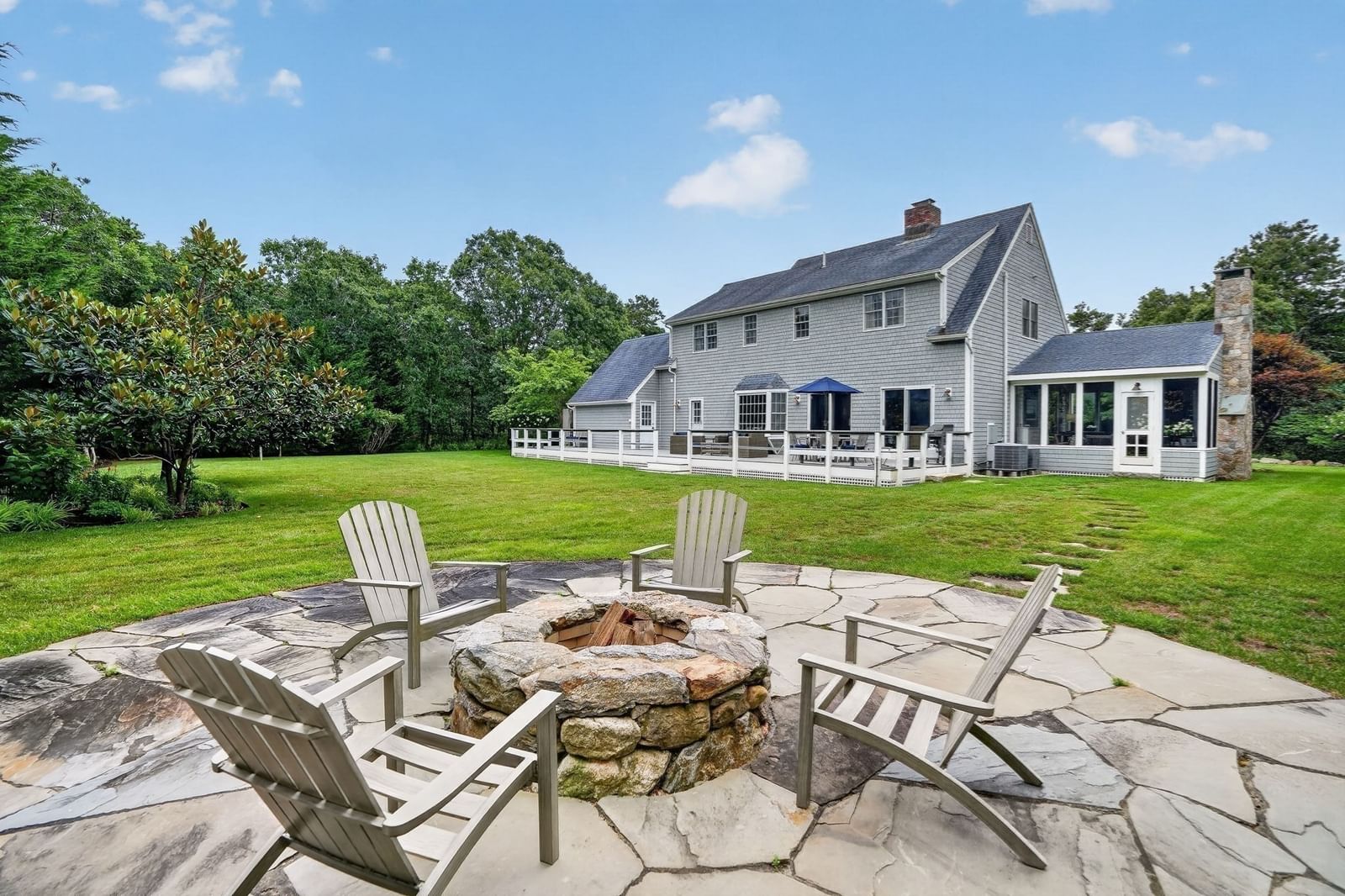 16 Old Dunhams Corner Way Edgartown — Photo 37 of 42