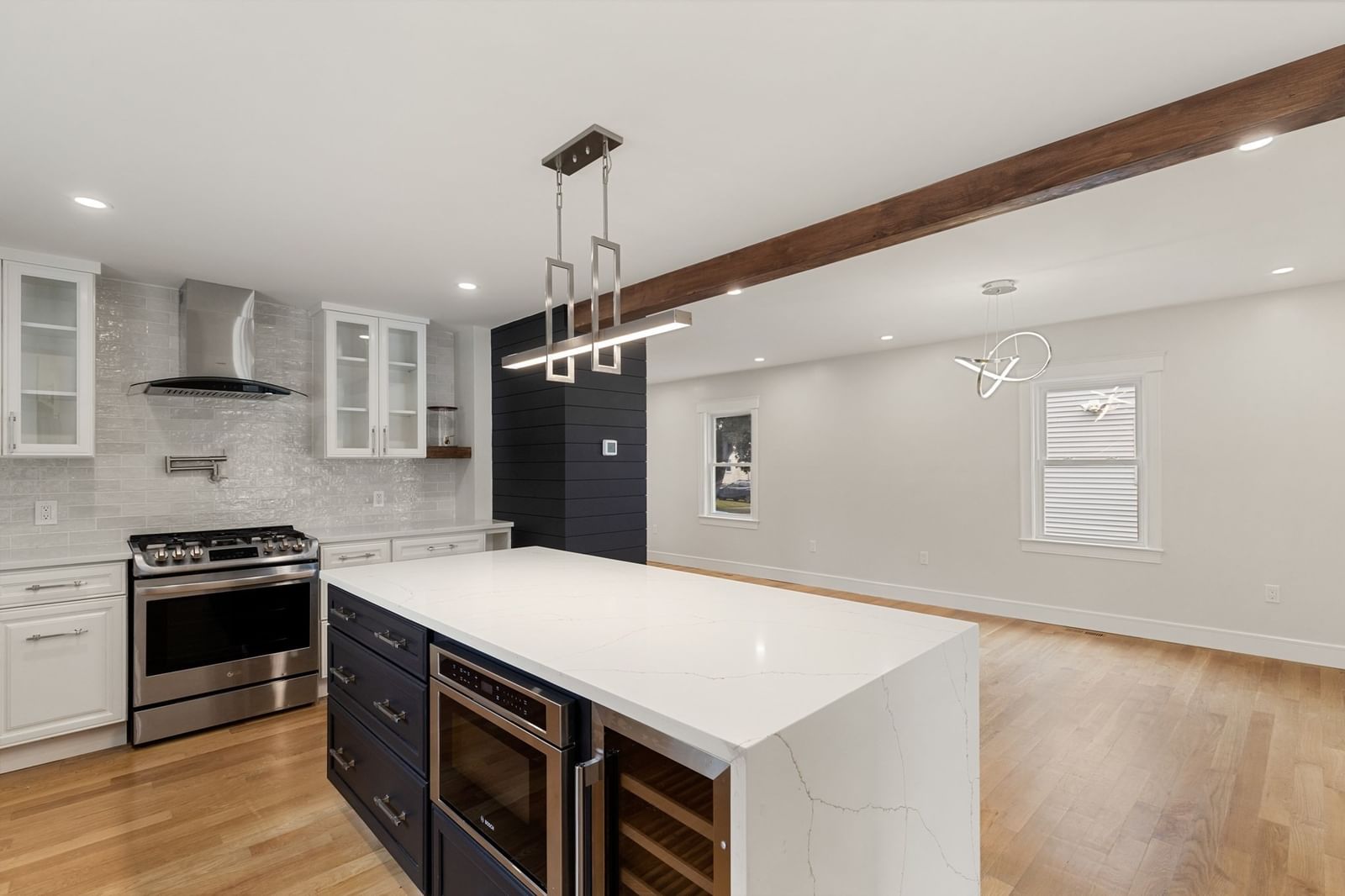 3 Crane St Danvers — Photo 17 of 35