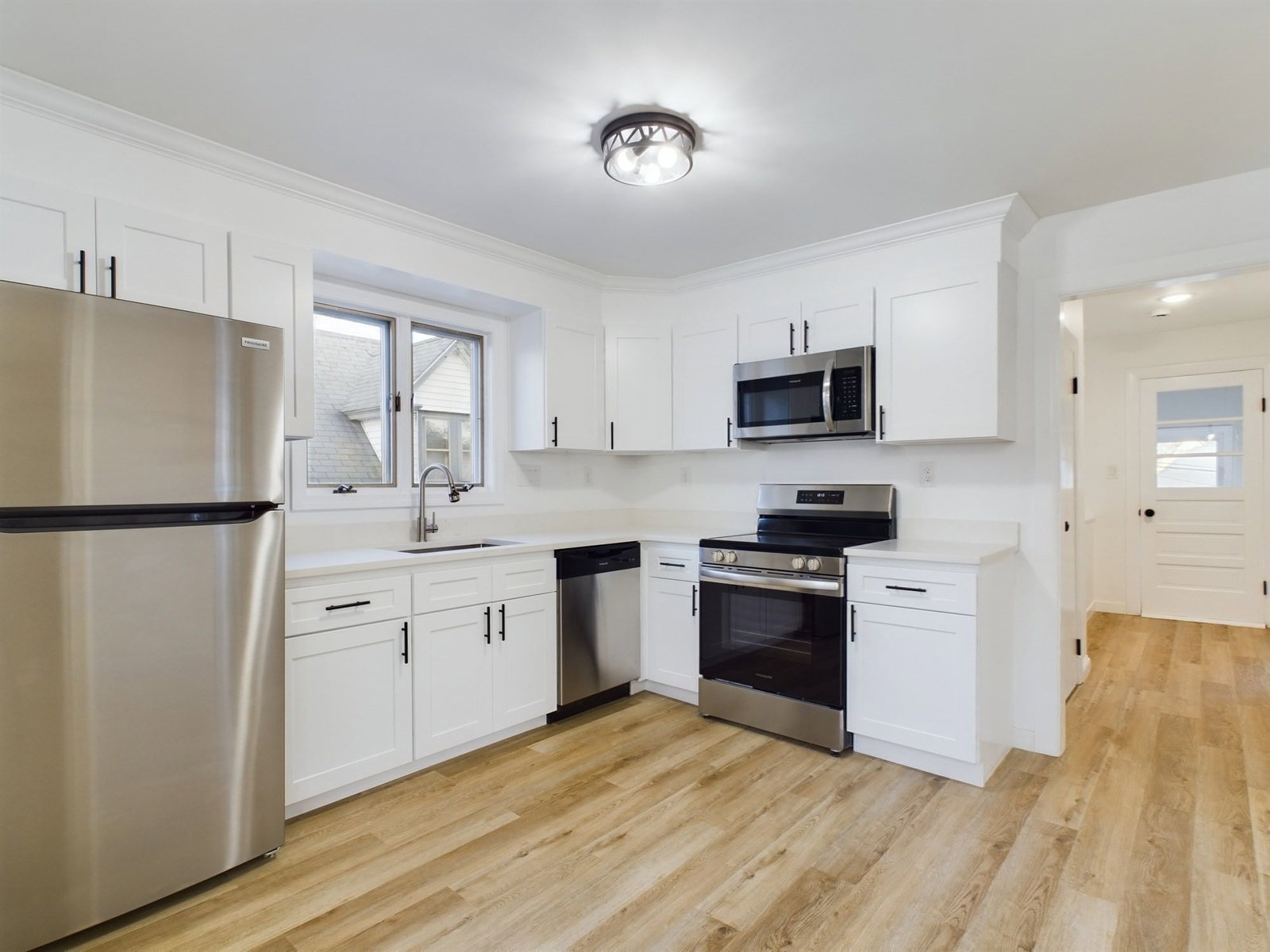 28-30 Furness St Revere — Photo 7 of 21
