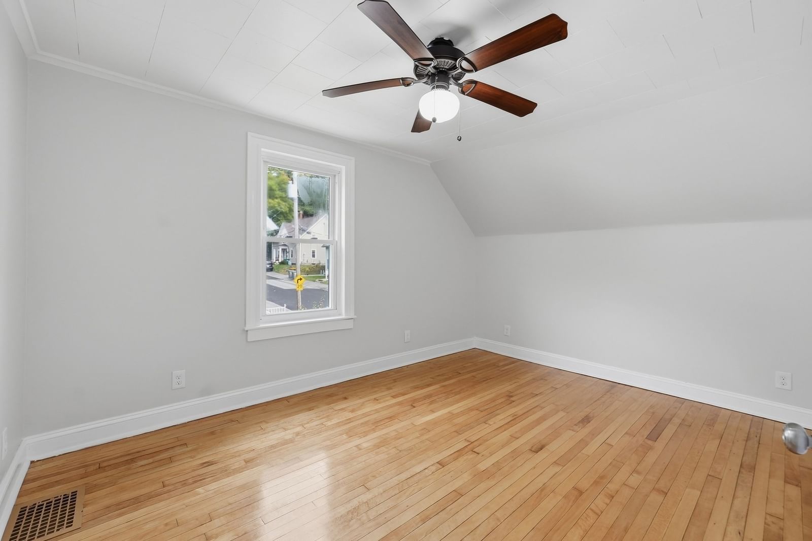 13-15 Maple St Northbridge — Photo 30 of 42