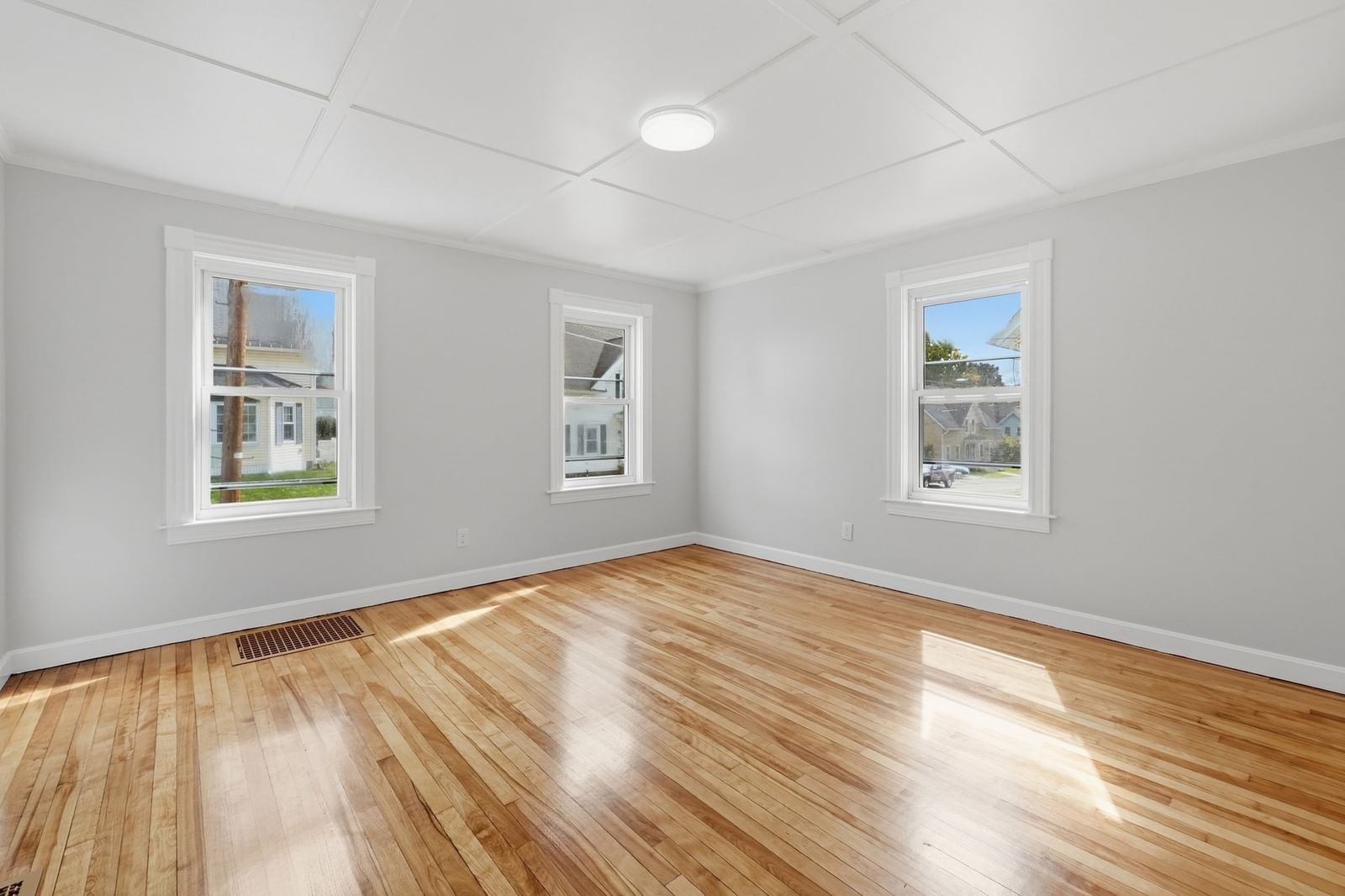 13-15 Maple St Northbridge — Photo 7 of 42