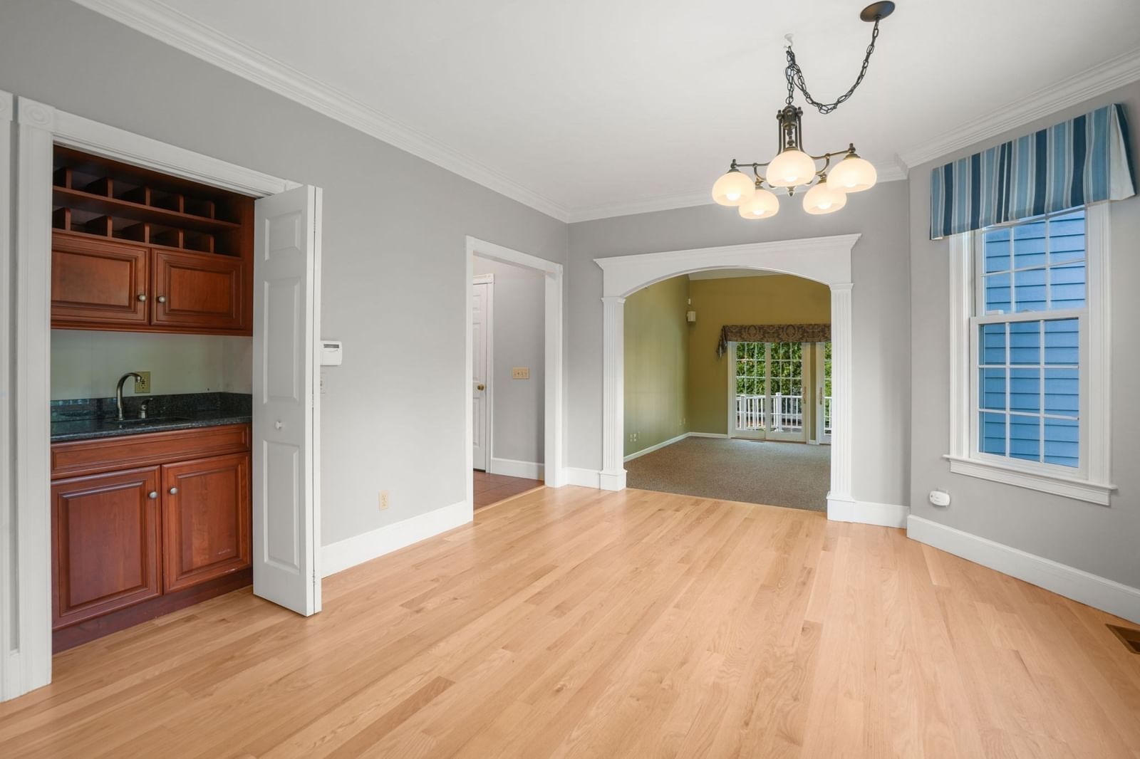 9 Fieldstone Dr Shrewsbury — Photo 14 of 36