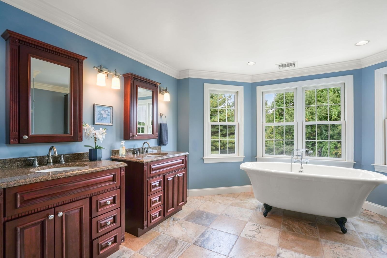 9 Fieldstone Dr Shrewsbury — Photo 24 of 36