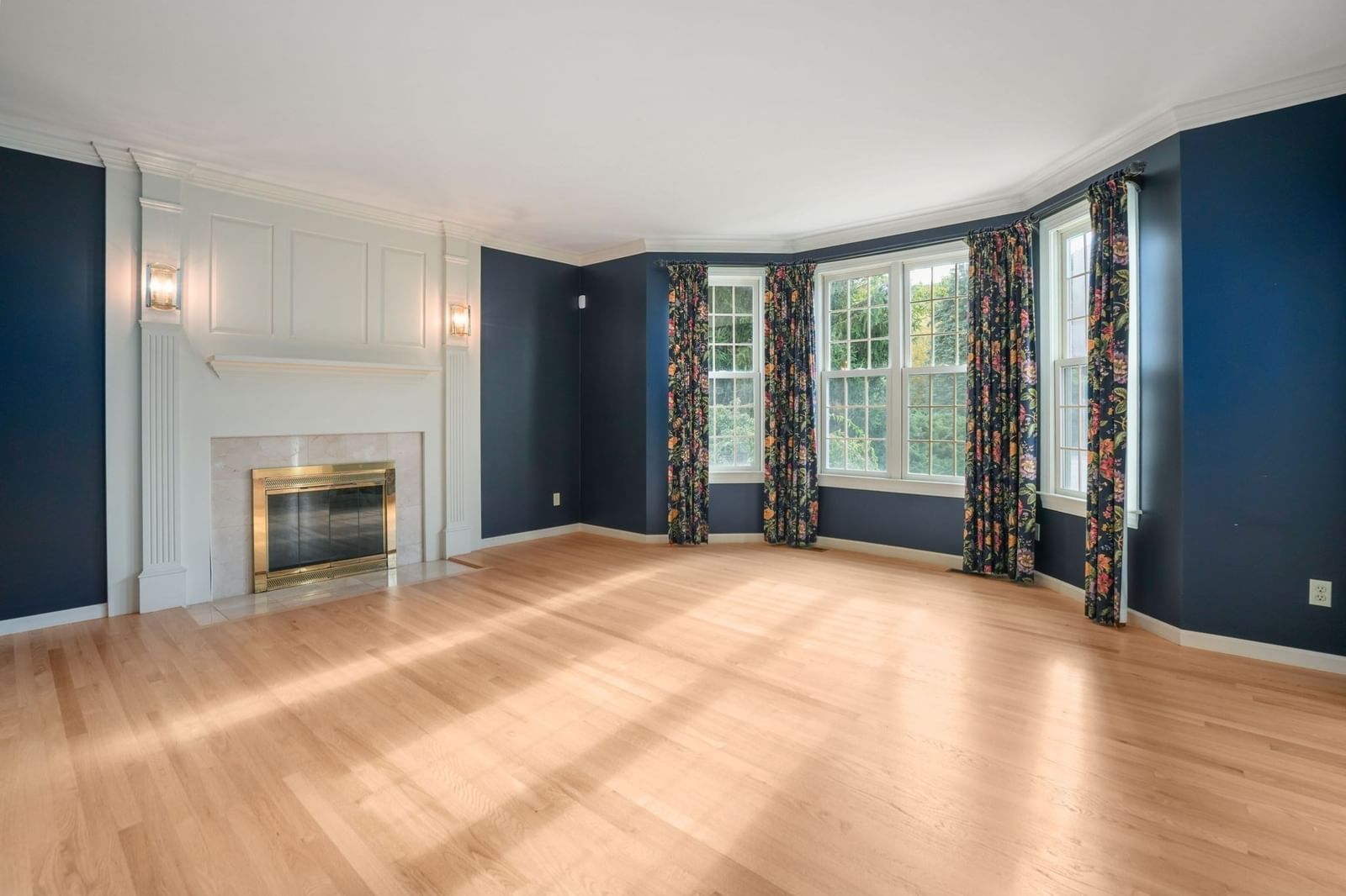 9 Fieldstone Dr Shrewsbury — Photo 4 of 36
