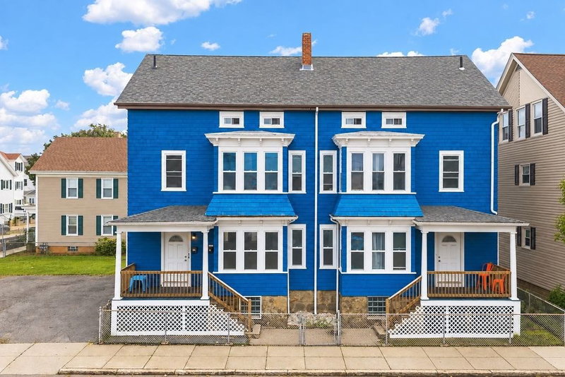 121-129 Fulton St