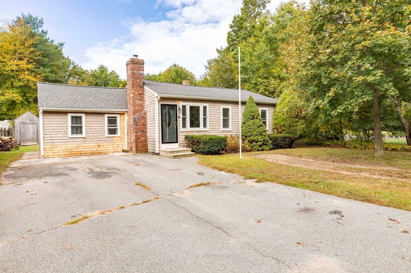 76 Roberts Rd
