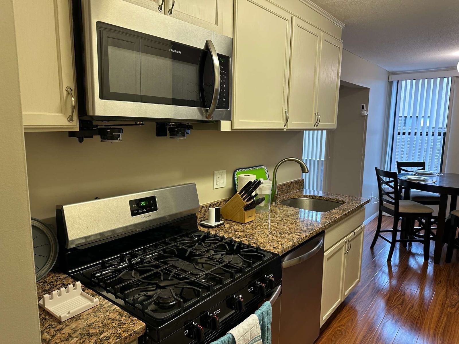 20 Shrewsbury Green Dr #G, Shrewsbury, MA 01545 photo 2