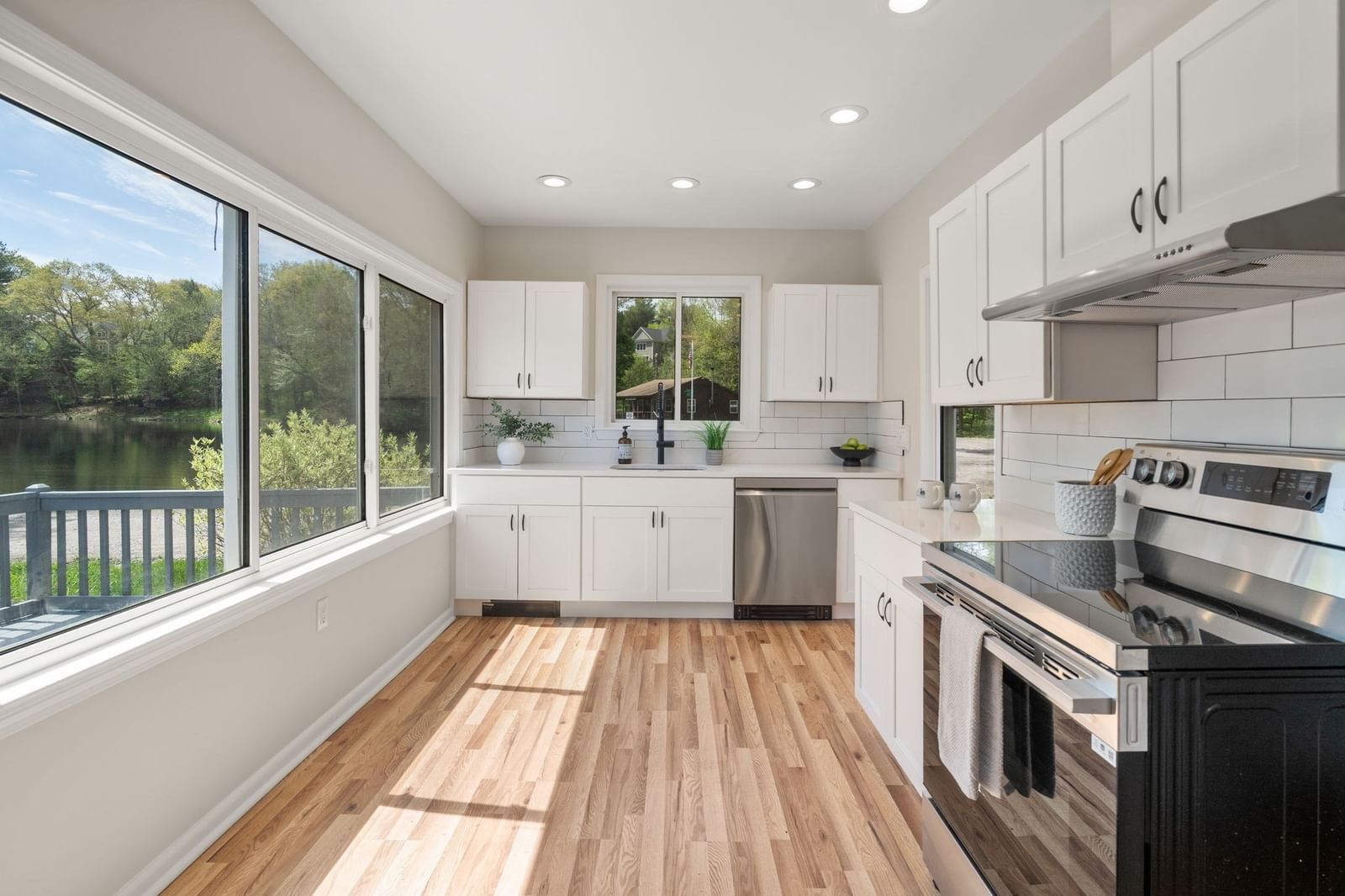1360 Great Plain Ave, Needham, MA 02492 photo 2