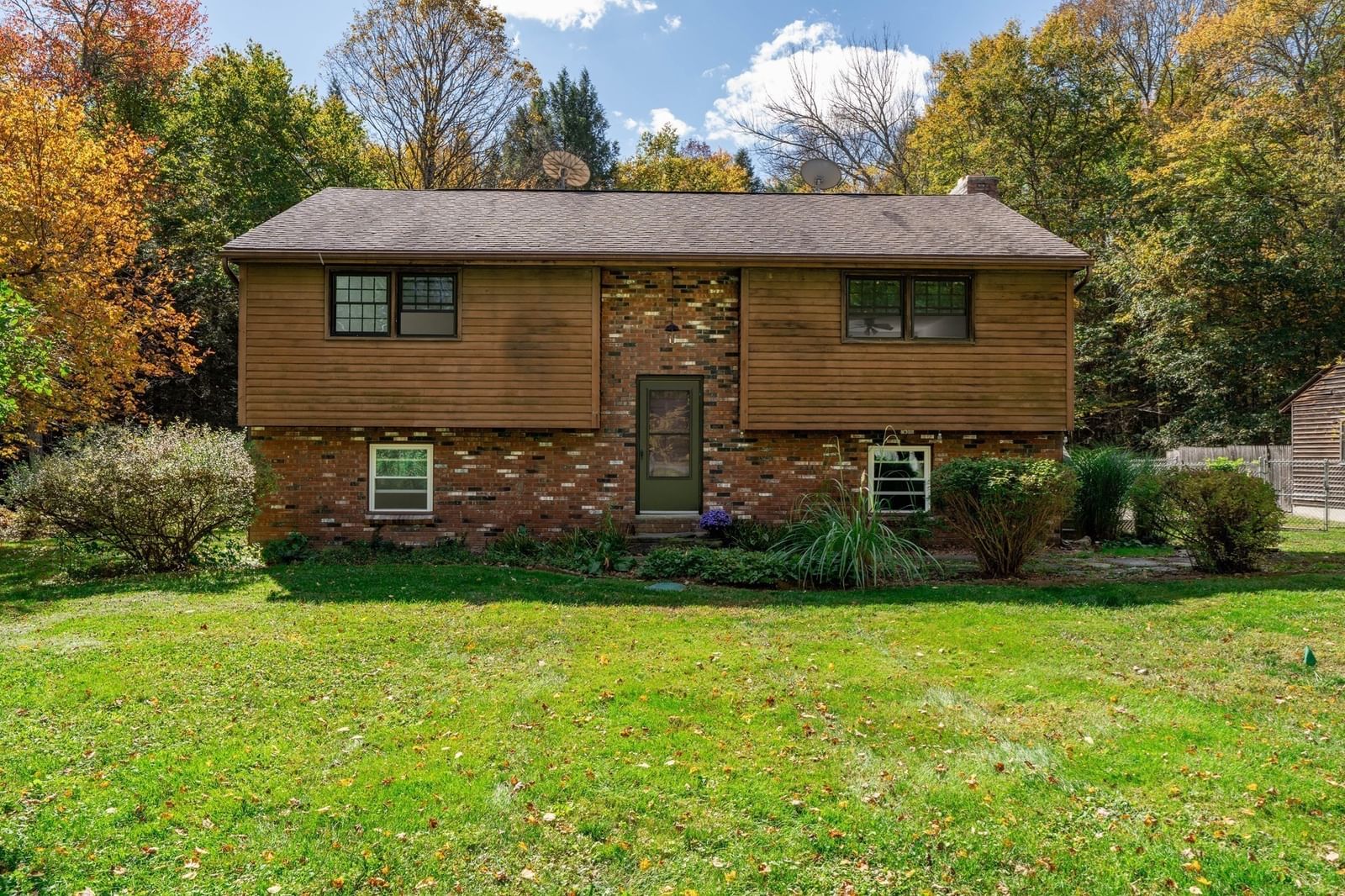 441 Dingle Rd, Worthington, MA 01098
