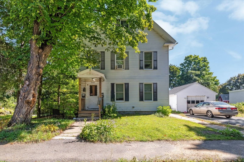 13 Mechanic St