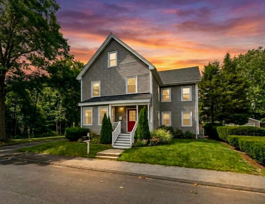 21 Purchase St #1, Danvers, MA 01923