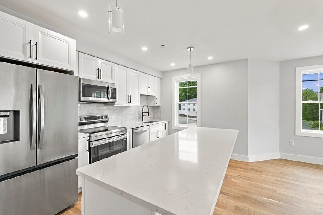 199 South Avenue #4, Whitman, MA 02382 photo 2