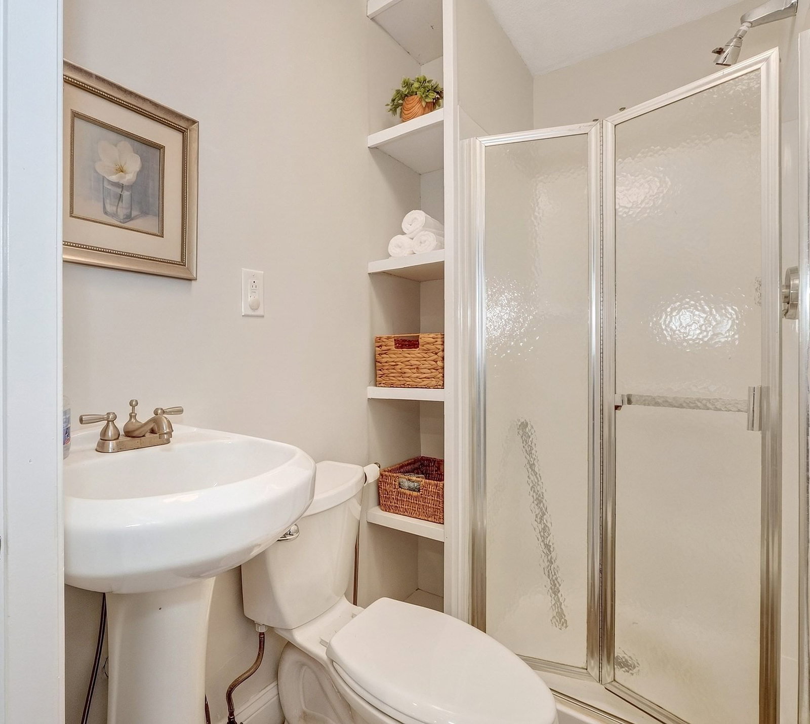 345 Lebanon St, Melrose, MA 02176 photo 5