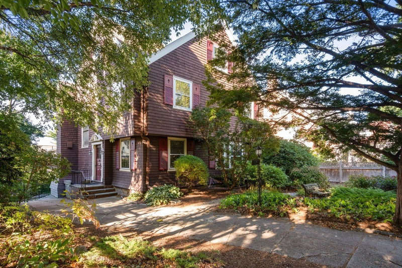 309 Buckminster Rd