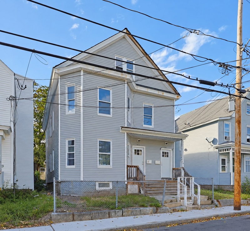 161 Smith St