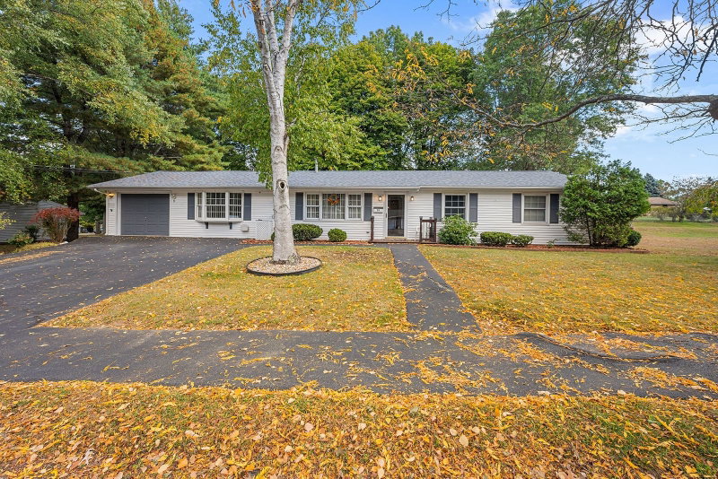 53 Catherine Dr