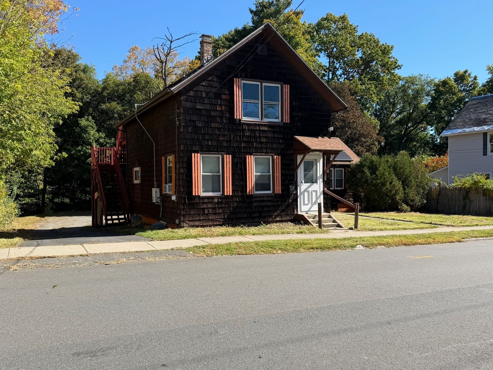 165 Chapman St, Greenfield, MA 01301 photo 4