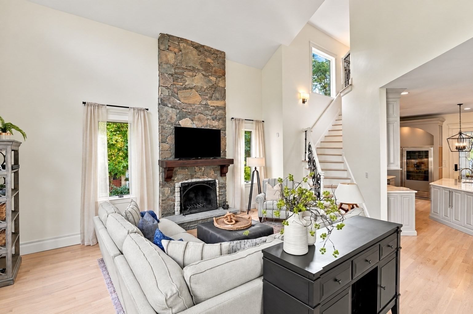 37 Putnam Hill Road, Sutton, MA 01590 photo 3