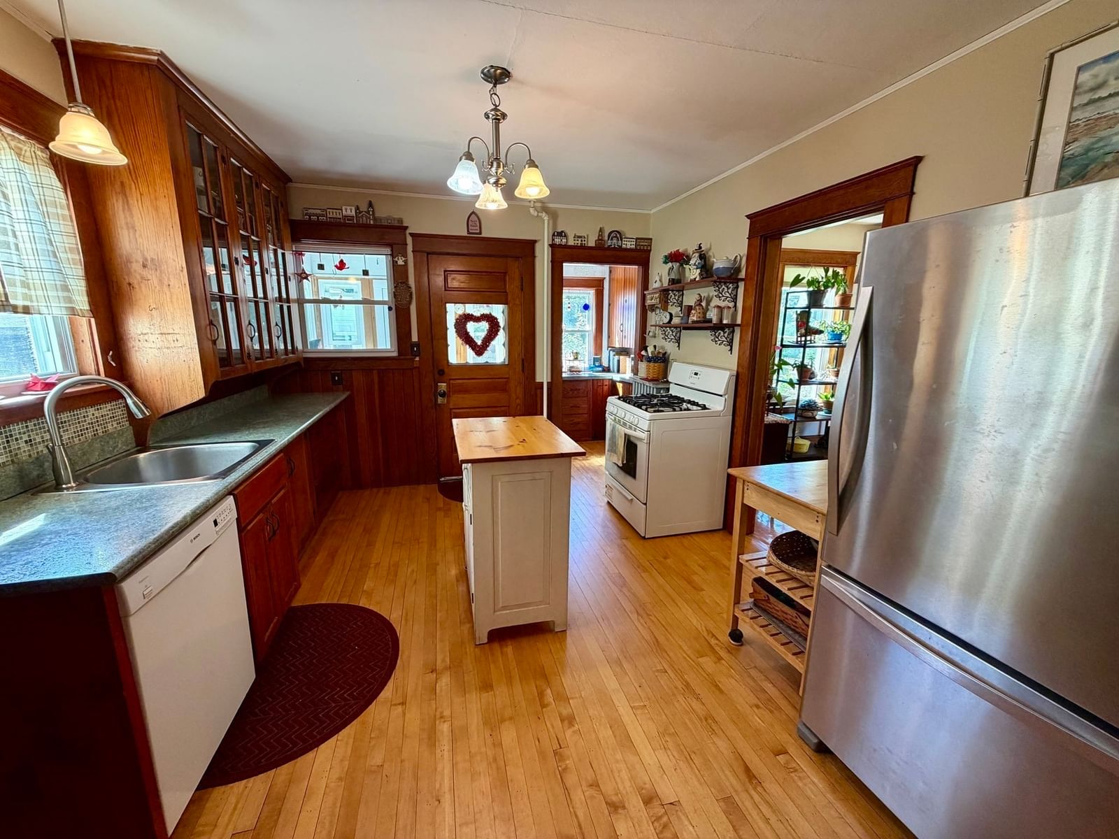 22 Madison Circle, Greenfield, MA 01301 photo 2
