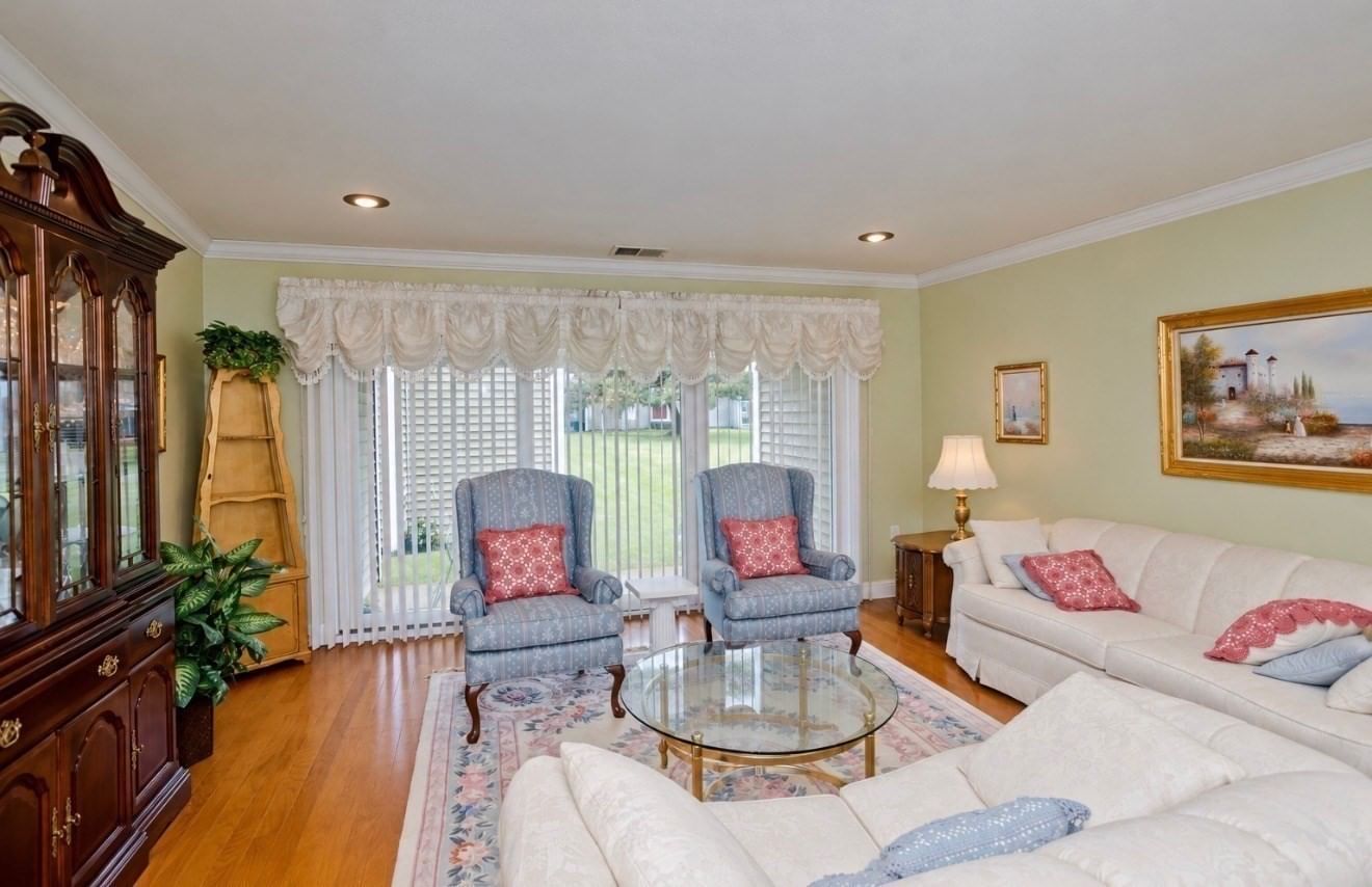 120 Nassau Dr #120, Springfield, MA 01129 photo 3