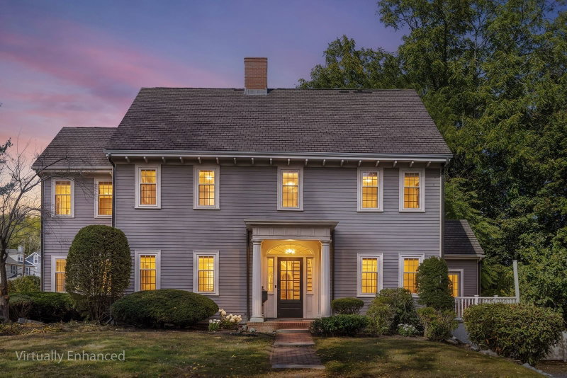 133-R Pleasant St