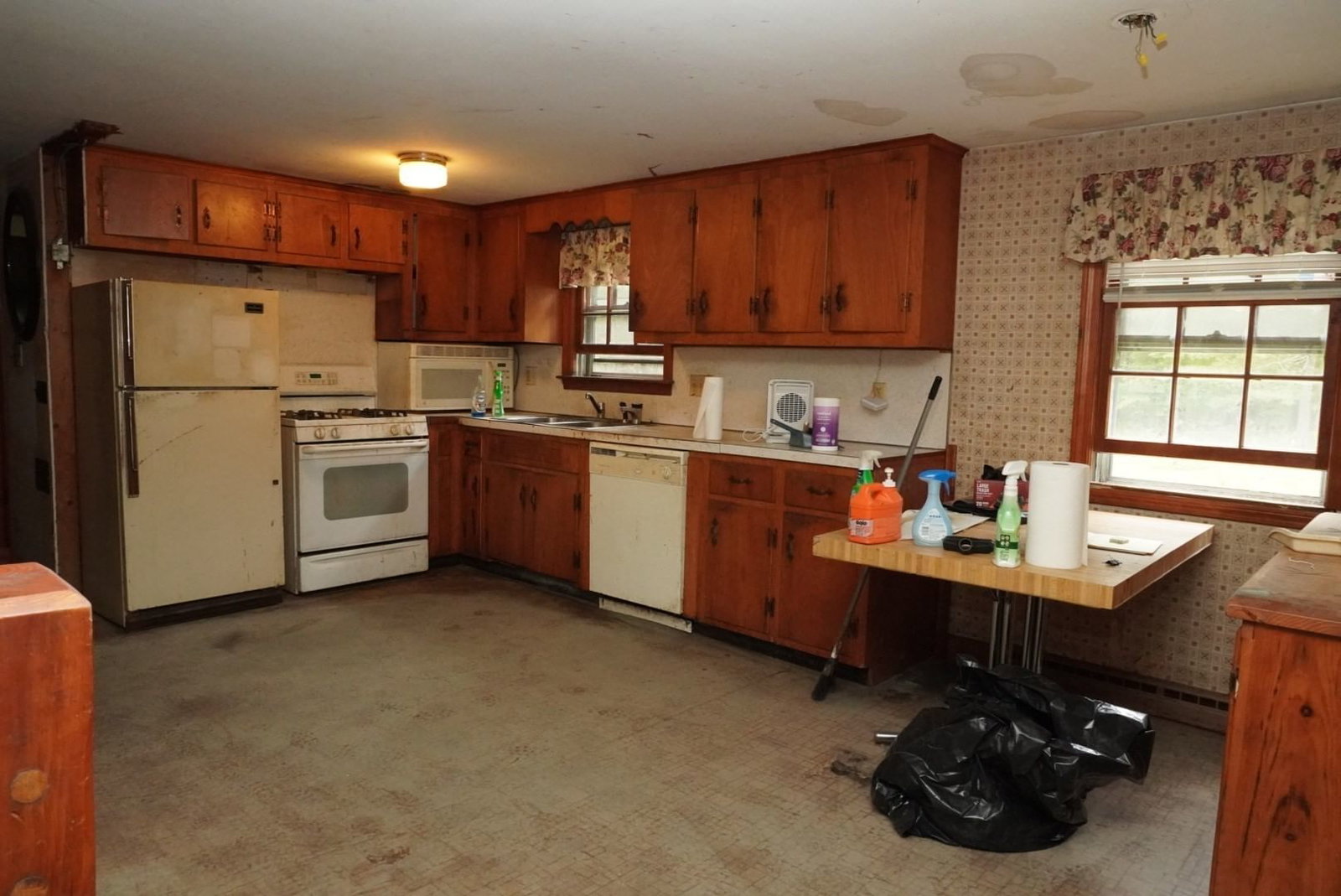 280 Oak St, Halifax, MA 02338 photo 2