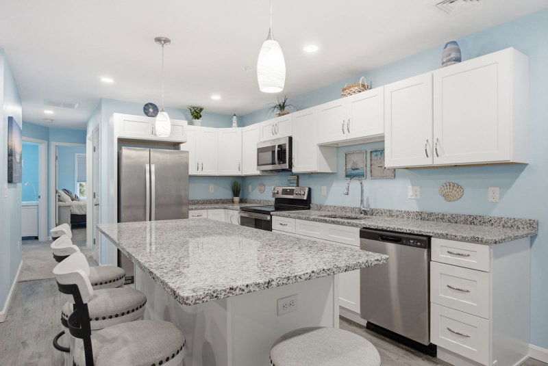 27 Ocean Walk Dr Unit 206