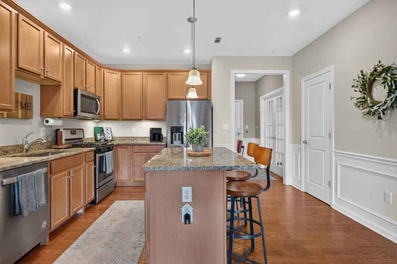 130 University Ave Unit 1210