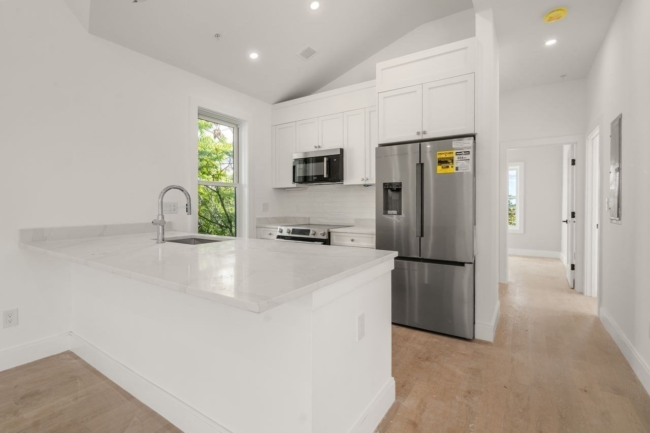 87 Nottinghill Road #4, Boston, MA 02135 photo 2