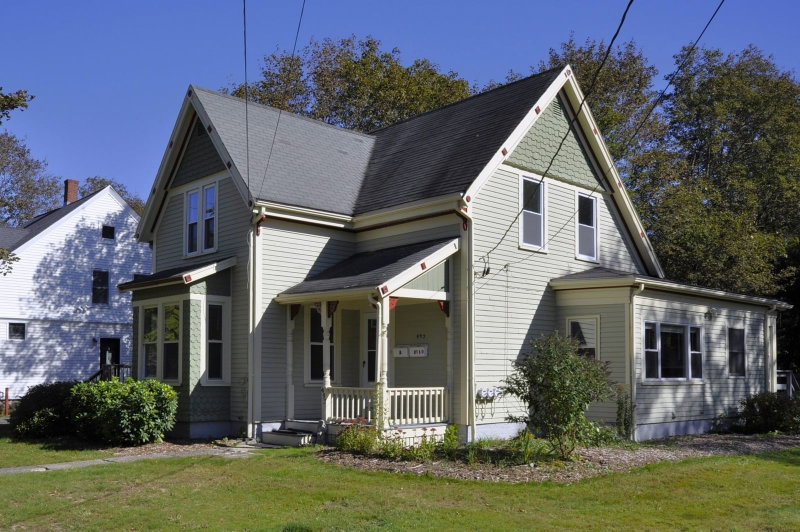 493 Central St