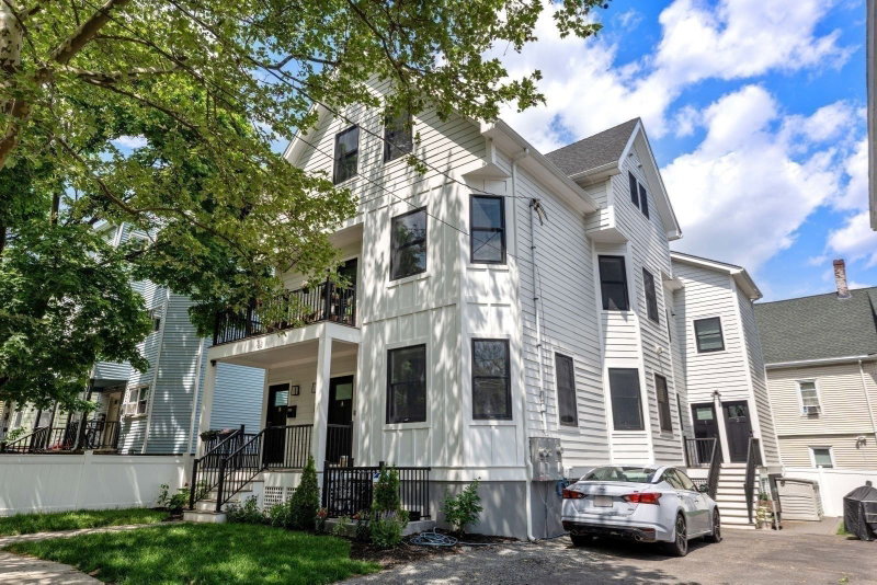 23 Jaques St Unit B
