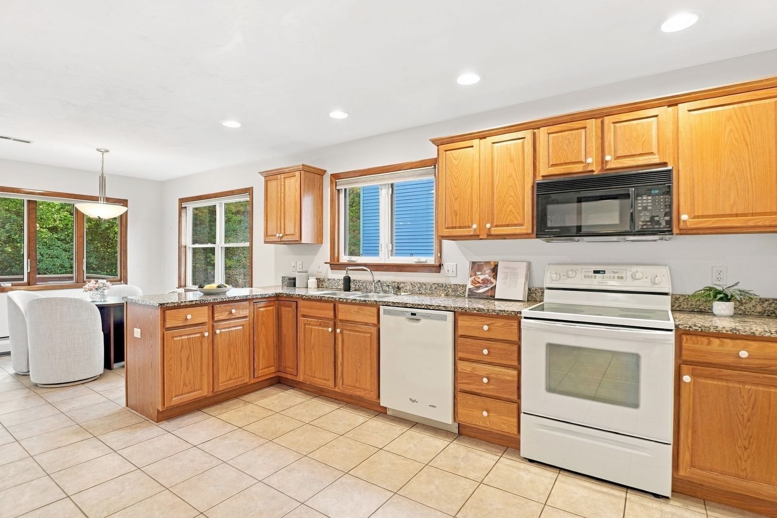 45 Haven Way #24, Ashland, MA 01721 photo 2