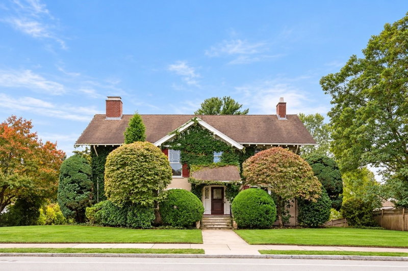 42 Everett Ave