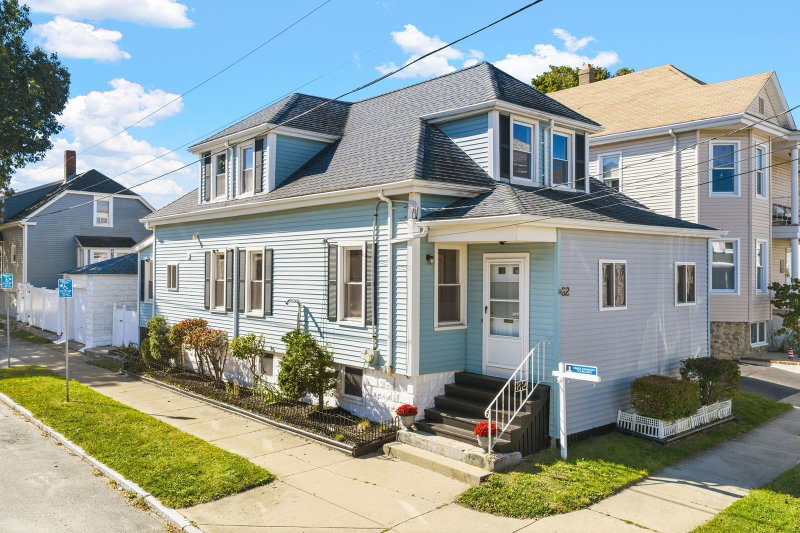 82 Princeton St