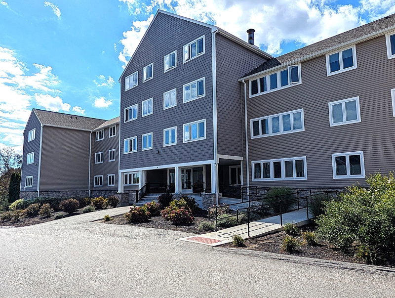 36 Dunham Rd Unit 402