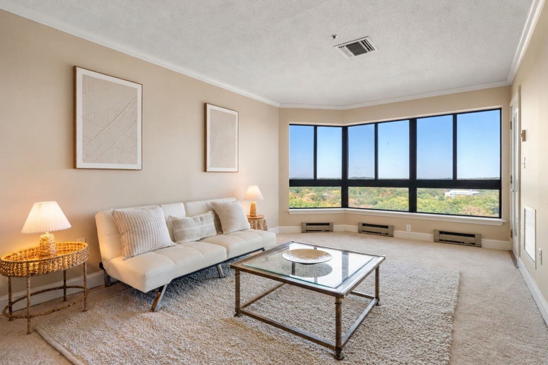 200 Burkhall St Unit 503