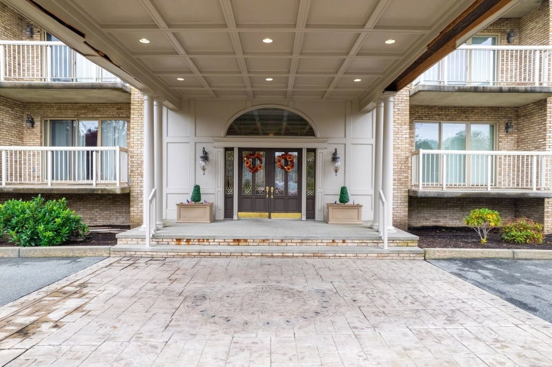 915 Hathaway Rd Unit 205