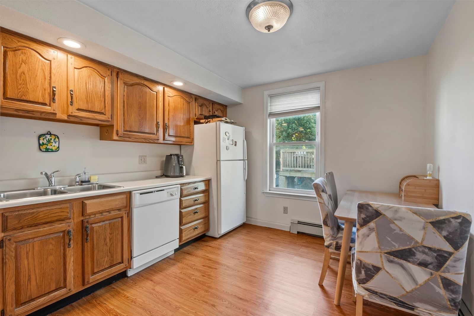 22 Arlington Avenue, Revere, MA 02151 photo 2