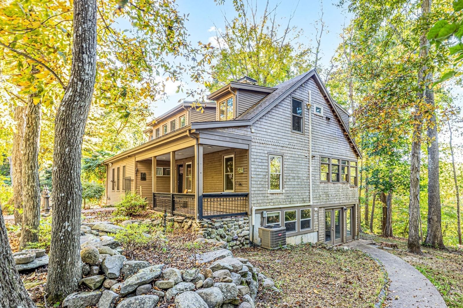 454 Spring St, Marshfield, MA 02050 photo 2