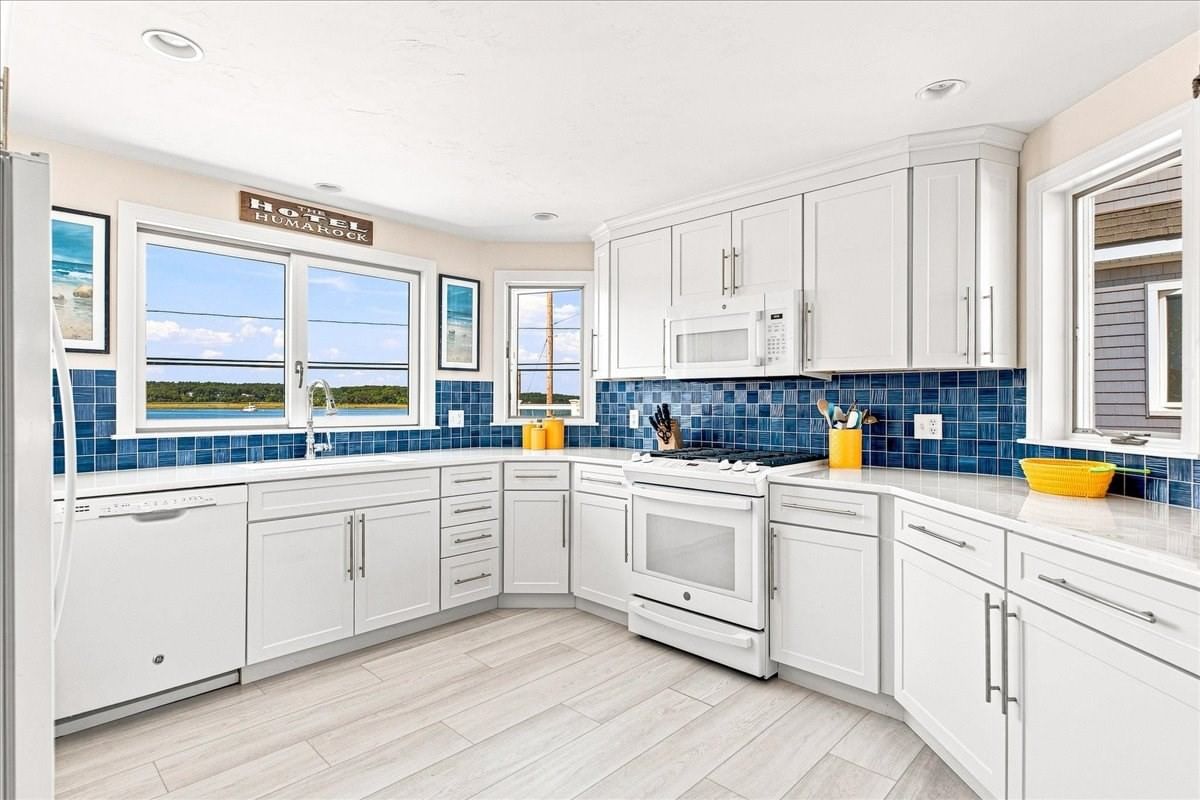 148 Central Ave, Scituate, MA 02050 photo 2