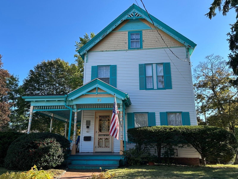 71 Highland Street
