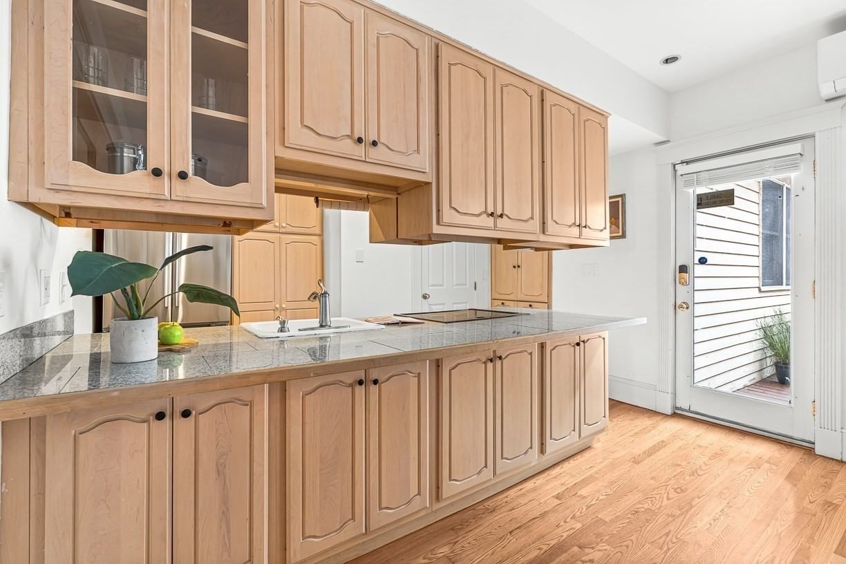 30 Second St #1, Cambridge, MA 02141 photo 2