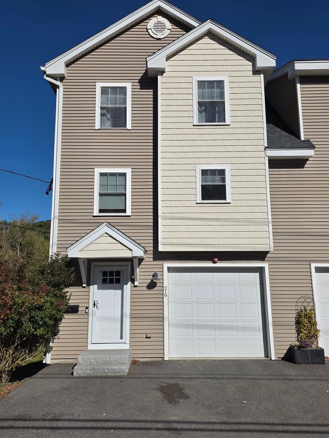 219 Main Street #1, Maynard, MA 01754