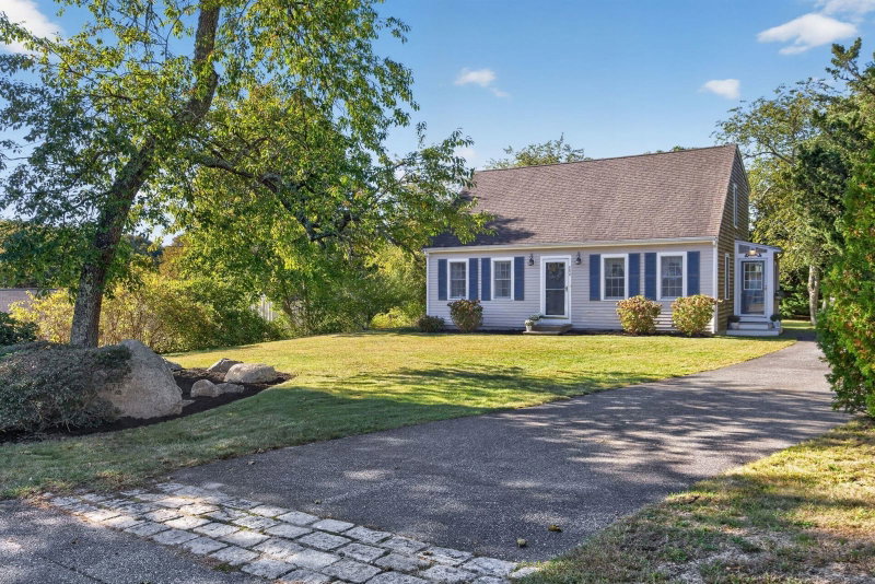 908 Shore Rd